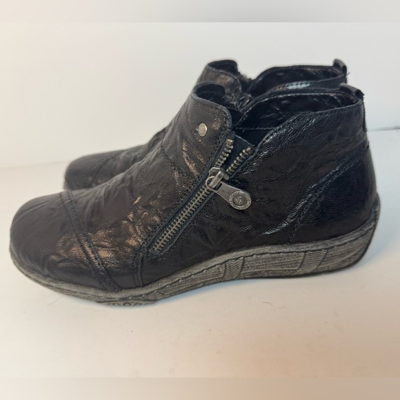 Remonte Black Ankle Boots - Picture 1 of 7
